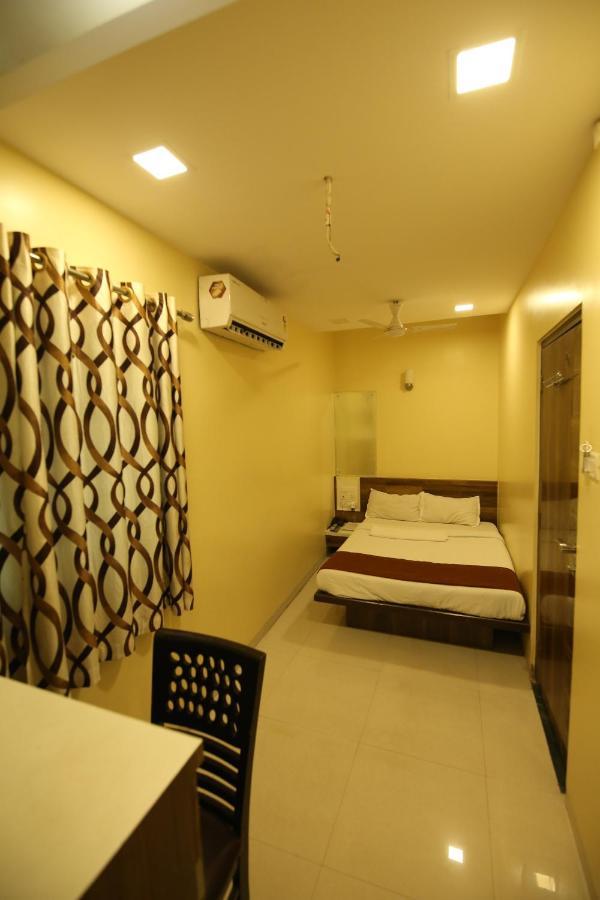 Airport Metro Hotel Bombaim Exterior foto